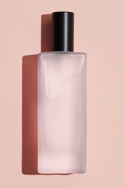 Elemento de design de garrafa de vidro de perfume em branco