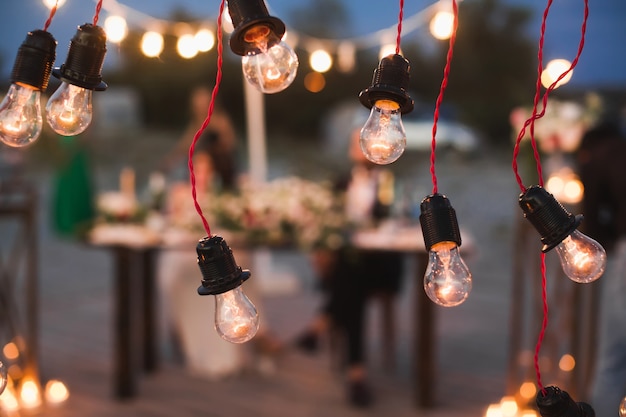 Elementos da decoração do casamento do banquete noturno