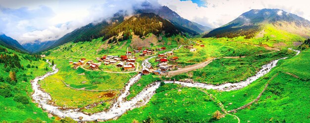 Foto elevit plateau é o lugar mais bonito do mar preto rize turquia