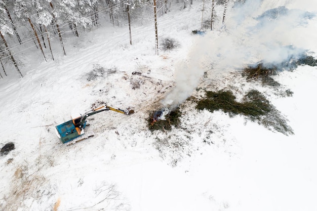 Eliminação de quebra de redes elétricas de queda de neve