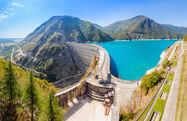 Embalse de Inguri, Georgia