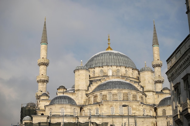 Eminonu Nova Mesquita em Istambul Turquia