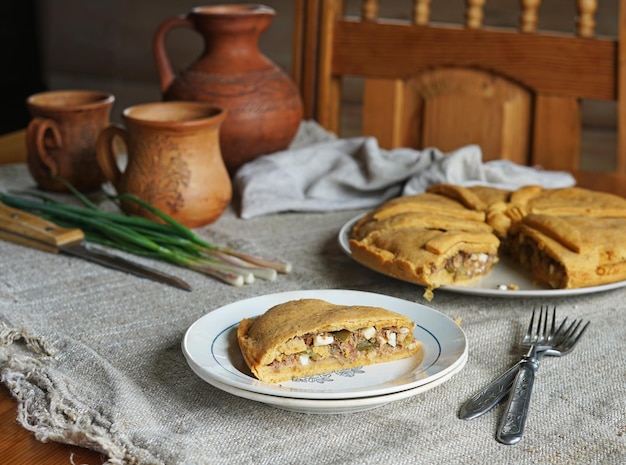 Empanada Gallega tradicional empanada rellena de atún Cocina gallega y española Tarta de atún y verduras