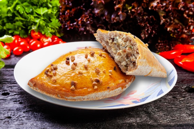 Empanada de harina integral de hojaldre al horno