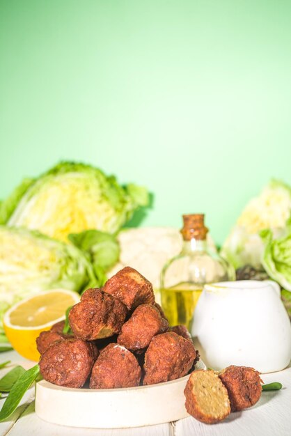 Empanadas de falafel de garbanzos asados