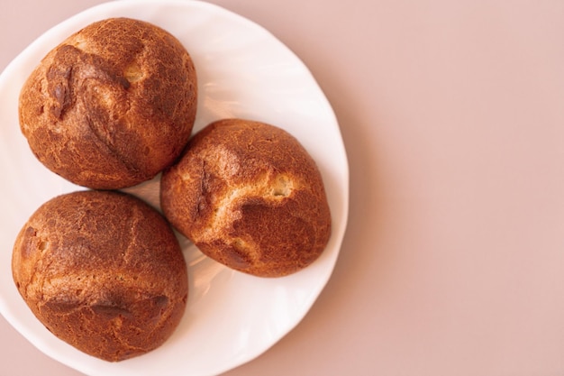 Empanadas en un plato