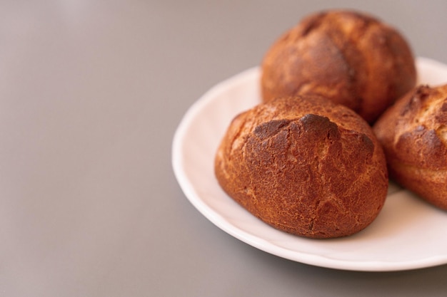 Empanadas en un plato