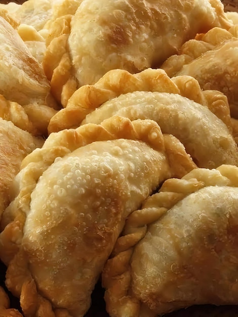 empanadas preparadas prontas para deliciar muito deliciosas