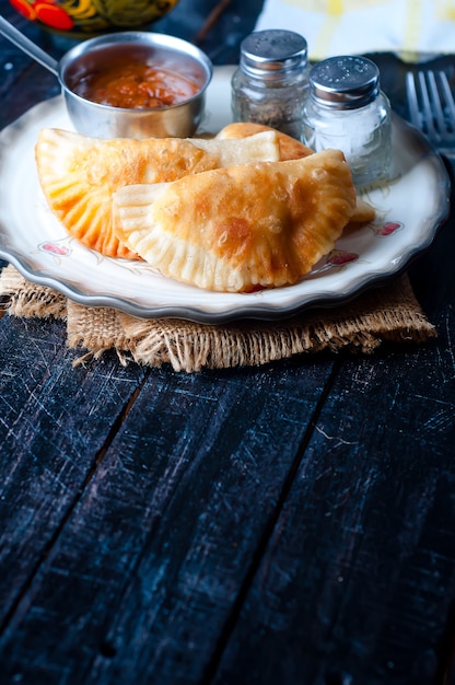 Empanadas recién horneadas