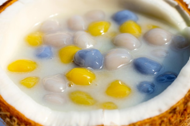 Empanadillas de arroz en leche de coco