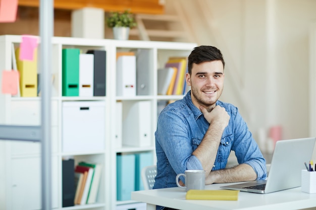 Empleado por lugar de trabajo