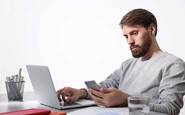 Empresário de trabalho isolado