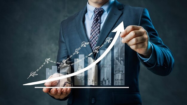 Empresario con flecha y gráfico de crecimiento de la planificación de la estrategia financiera e de inversión de la empresa