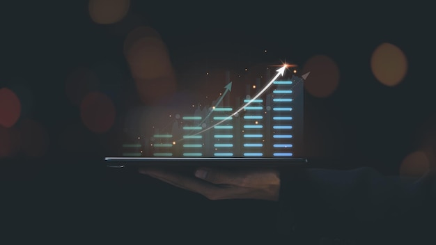 Empresario que muestra el crecimiento del negocio y el gráfico de éxito concepto de progreso en