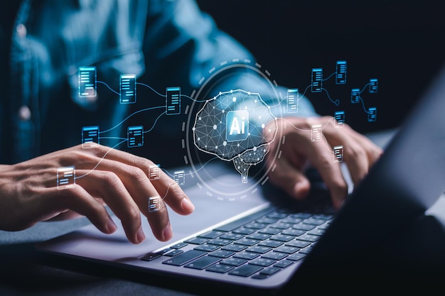 Empresario de tecnología de AI usa portátil con icono de cerebro de AI virtual para inteligencia artificial usa automatización analítica y cerebro autónomo gestión de grandes datos