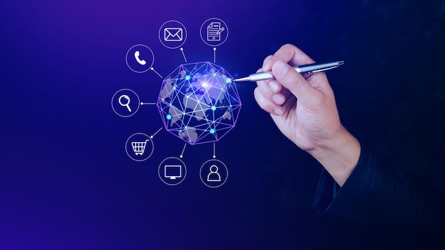 Empresario tocando conexión de red global holograma de negocios digital Análisis de big data y concepto de inteligencia empresarial Tecnología de infografía