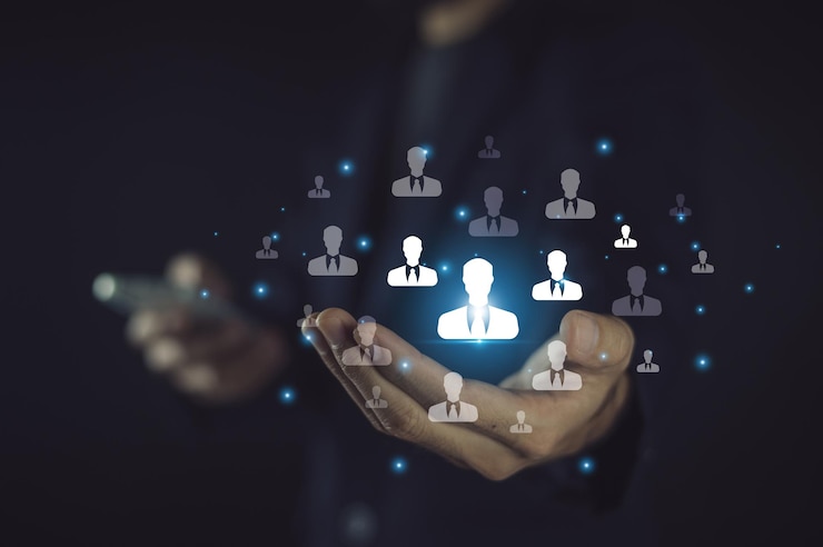 empresário usa tecnologia de IA para gerenciamento de clientes para personalizar interações prever necessidades de clientes aumentar a satisfação agilizar processos de suporte e melhorar a experiência geral do cliente