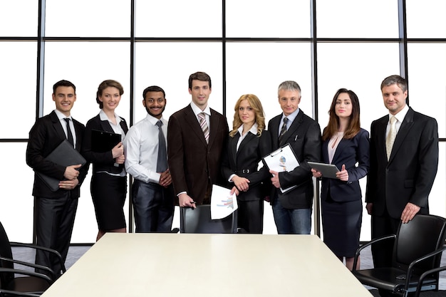 Empresários na sala de conferências.