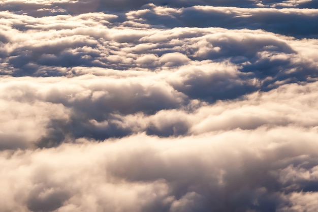 Por encima de las nubes, una vista superior