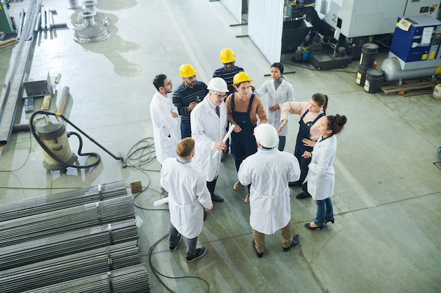 Encontro com os trabalhadores da fábrica