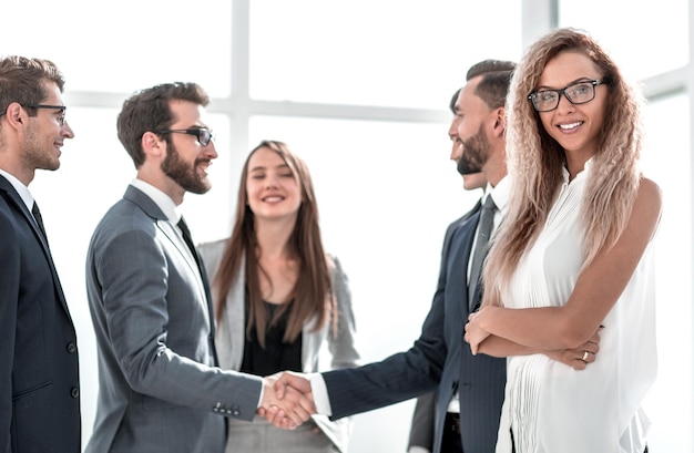 Encontro de parceiros de negócios no escritório