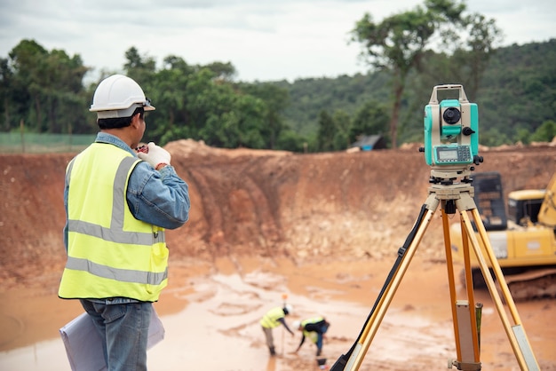 Encuesta de equipos de construcción de medición