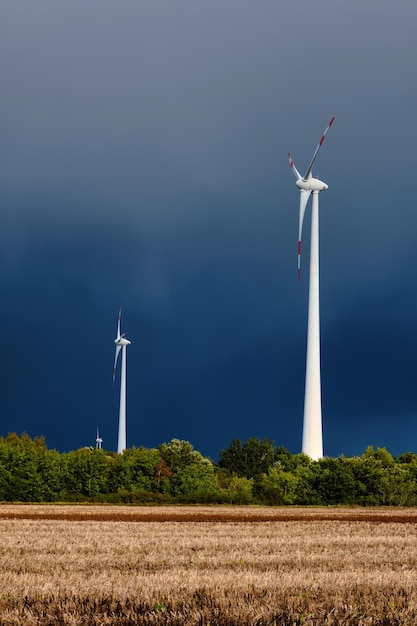 Energía renovable energía eólica con molinos de viento