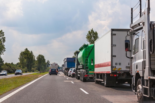 Engarrafamento na rodovia