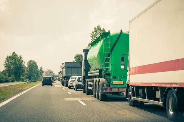 Engarrafamento na rodovia