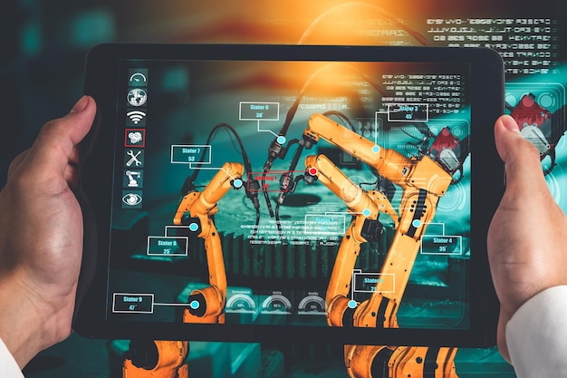 Engenheiro controla braços robóticos por tecnologia da indústria de realidade aumentada