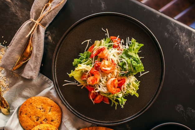 Ensalada de camarones