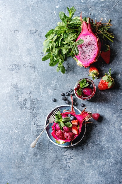 Ensalada De Fruta De Dragón