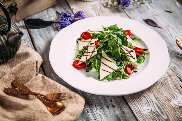 Ensalada italiana César Salsa de parmesano