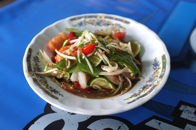 Ensalada De Papaya Con Camarones Frescos