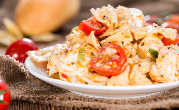 Ensalada de Pasta Recién Hecha con Farfalle