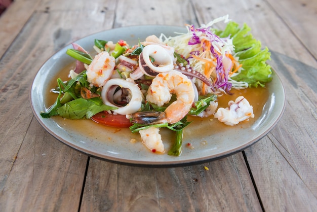 Ensalada Picante De Mariscos