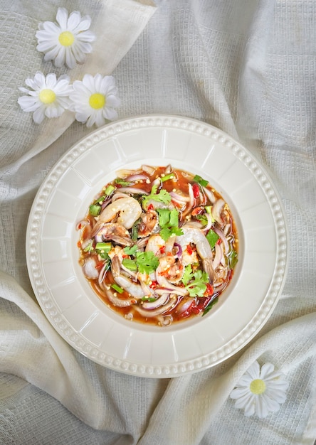 Ensalada picante de mariscos