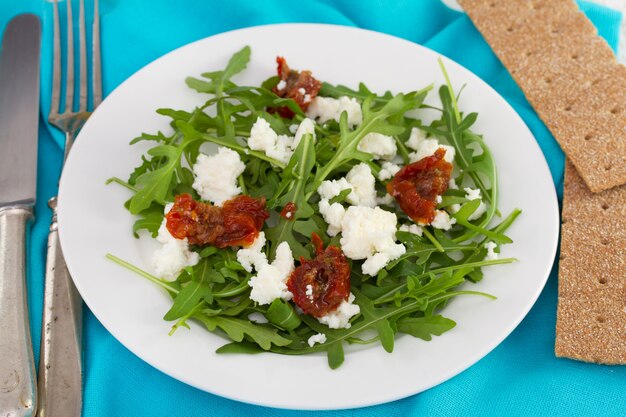 Ensalada En Plato Blanco