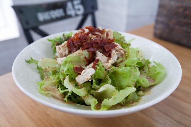 Ensalada de pollo