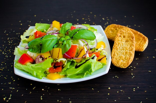 Ensalada de vegetales frescos