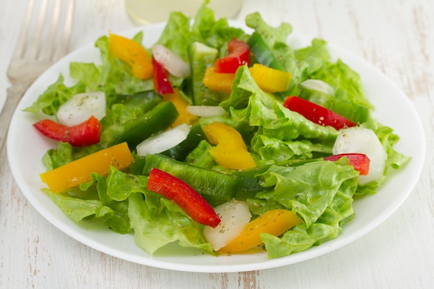 Ensalada De Verduras Con Rábano