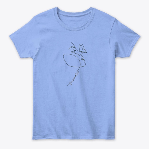 Entdecken Sie diskrete Raffinesse mit unserem minimalistischen T-Shirt, das von Canva generiert wurde