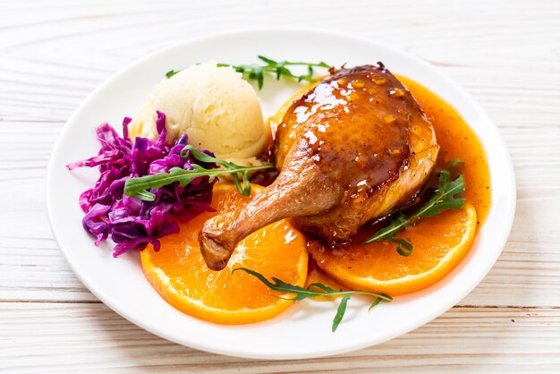 Entenkeulensteak mit Orangensauce