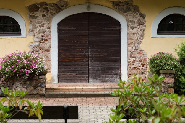 entrada a la casa vieja