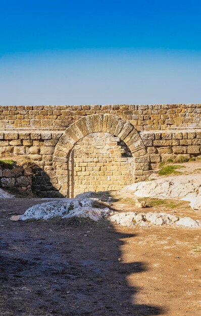 Entrada do castelo de loarre espanha para a parada