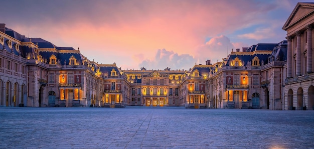 Entrada do Chateau de Versailles perto de Paris na França