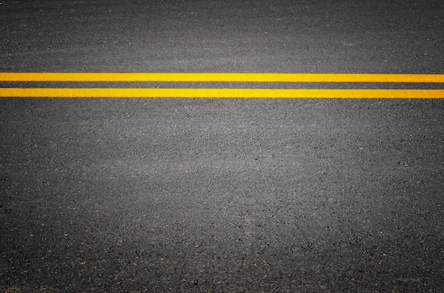 Foto entradas de tráfico en carreteras pavimentadas