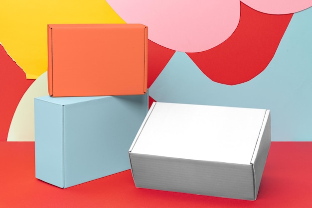 Entrega de embalajes de maquetes de cajas Kraft png para pequeñas empresas