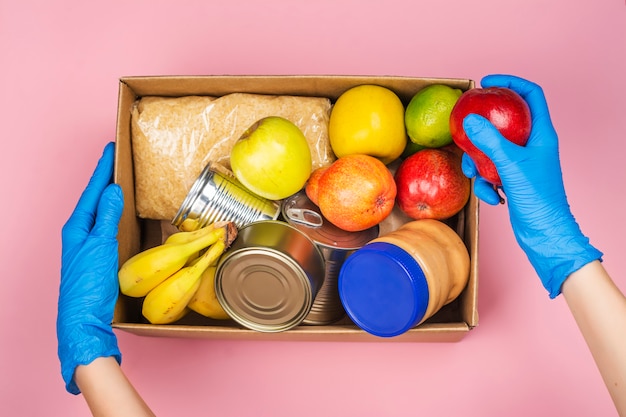 Foto entrega segura de alimentos em casa