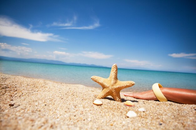 Entspannung am Strand an einem ruhigen Tag